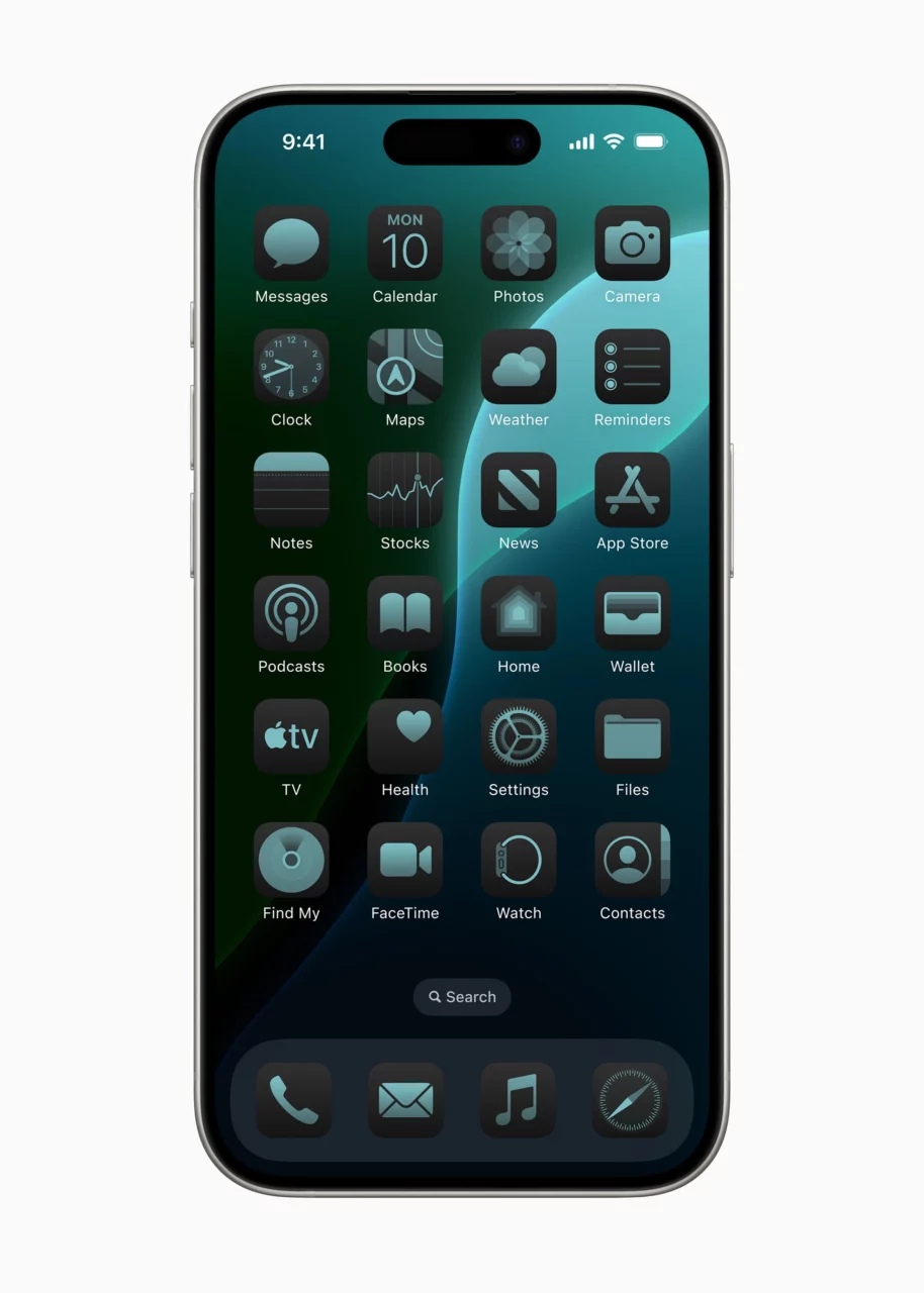 Apple WWDC24 iOS 18 Home Screen dark effect tinted green 240610