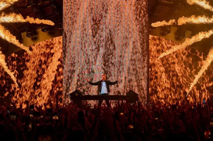 David Guetta 宣布在今年夏季帶領 F*** ME I’M FAMOUS 重返 Ushuaïa Ibiza